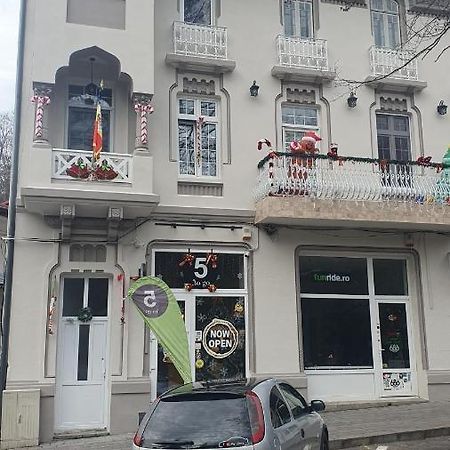 Ferienwohnung Downtown Park Loft Sinaia Exterior foto